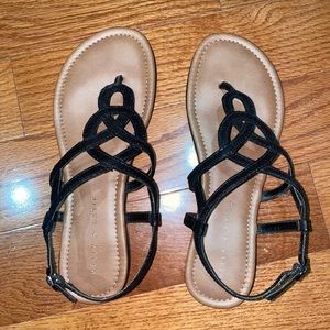 Kelly and Katie Paisly Sandal (Black Snake Print) Womens Size 7.5